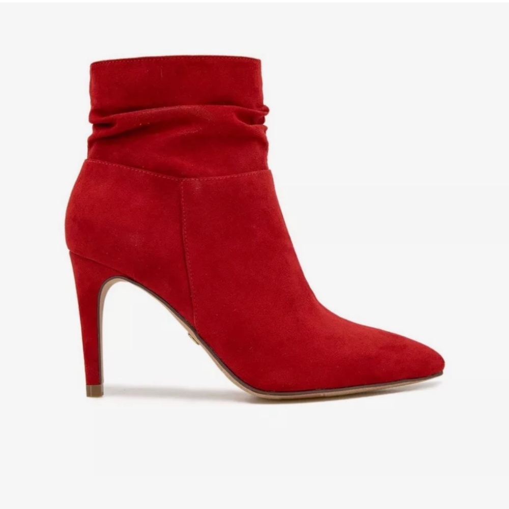8.5 / EUC XOXO Taylor Stiletto Ankle Booties Red